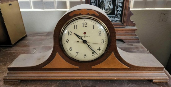 General Electric mantle clock wooden model 4f06