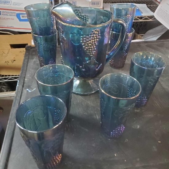 Vintage carnival glasses and pitcher Goodwill Location