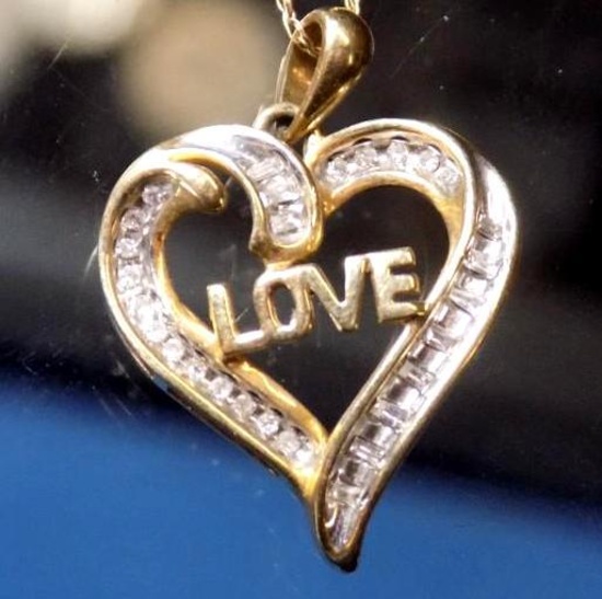 Yellow Gold Diamond Heart Love Pendant With Chain 2.26 Grams 10 Kt 1/4th Ct