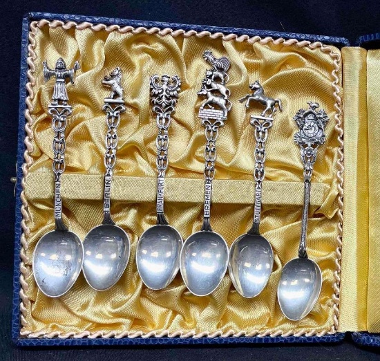 18k Gold Fancy Spoon Set. May be Plated. 53.9g 836 German mark