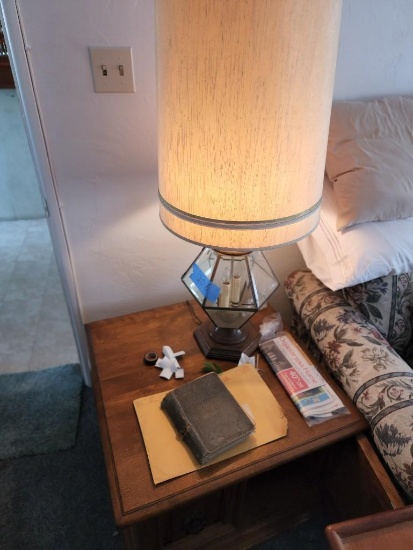 Vintage Solid Wood End Table with Retro Lamp