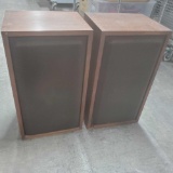 2 Olson speakers Model SP-068