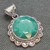 Silver 925 Pendant with Emerald Gemstone Inlay Beautiful Jewelry