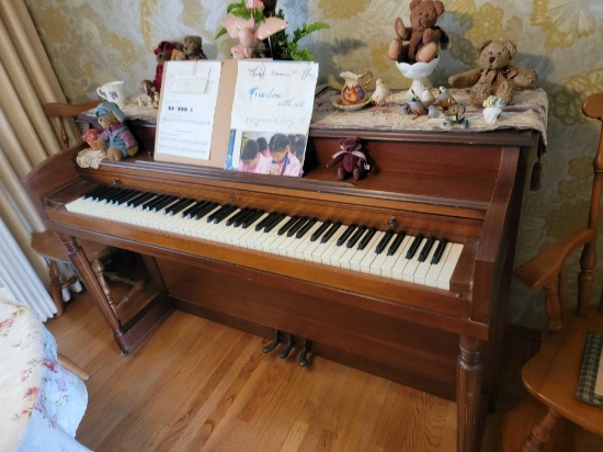 Cable Upright Piano