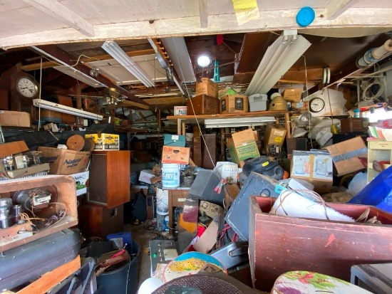 Electronics Wonderland - Garage 25x20ft packed tools, fridge, Wurlitzers etc.