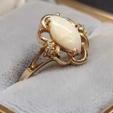 14kt Yellow Gold Diamond And White Opal Rings Stunning Beauty 2.43 Grams