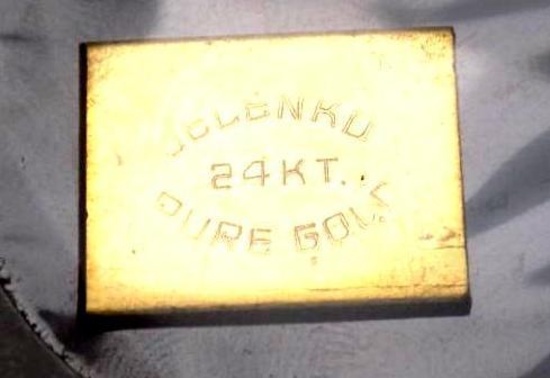 Gold bar designer fine jewelers gold 24 kt .9999 fine gold antique bars 1/10th oz 3.1 grams