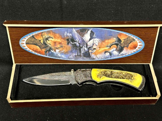 Dragon Defender Medieval Theme Knife with Wooden Case