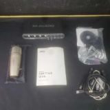 M-Audio Fast Track Ultra Samson wireless microphone model CO1U