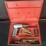Central pneumatic air Chisel hammer w/various bits and case
