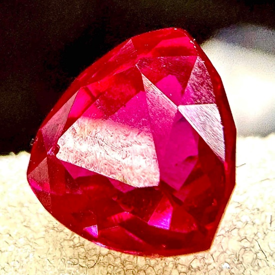 Stunning Super Sparkly Vivid 4.1ct Trillion Cut Ruby Big Kick in a Small Package