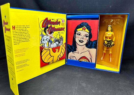 Wonder Woman Masterpiece Edition The Golden Age Amazon Princess Collectors Edition Figure Comic MIB