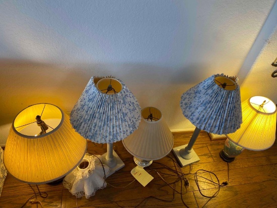5 table lamps and long hanging embroidery artwork