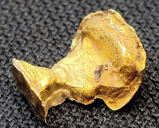 18 kt GOLD tooth Crown - 1.09 grams