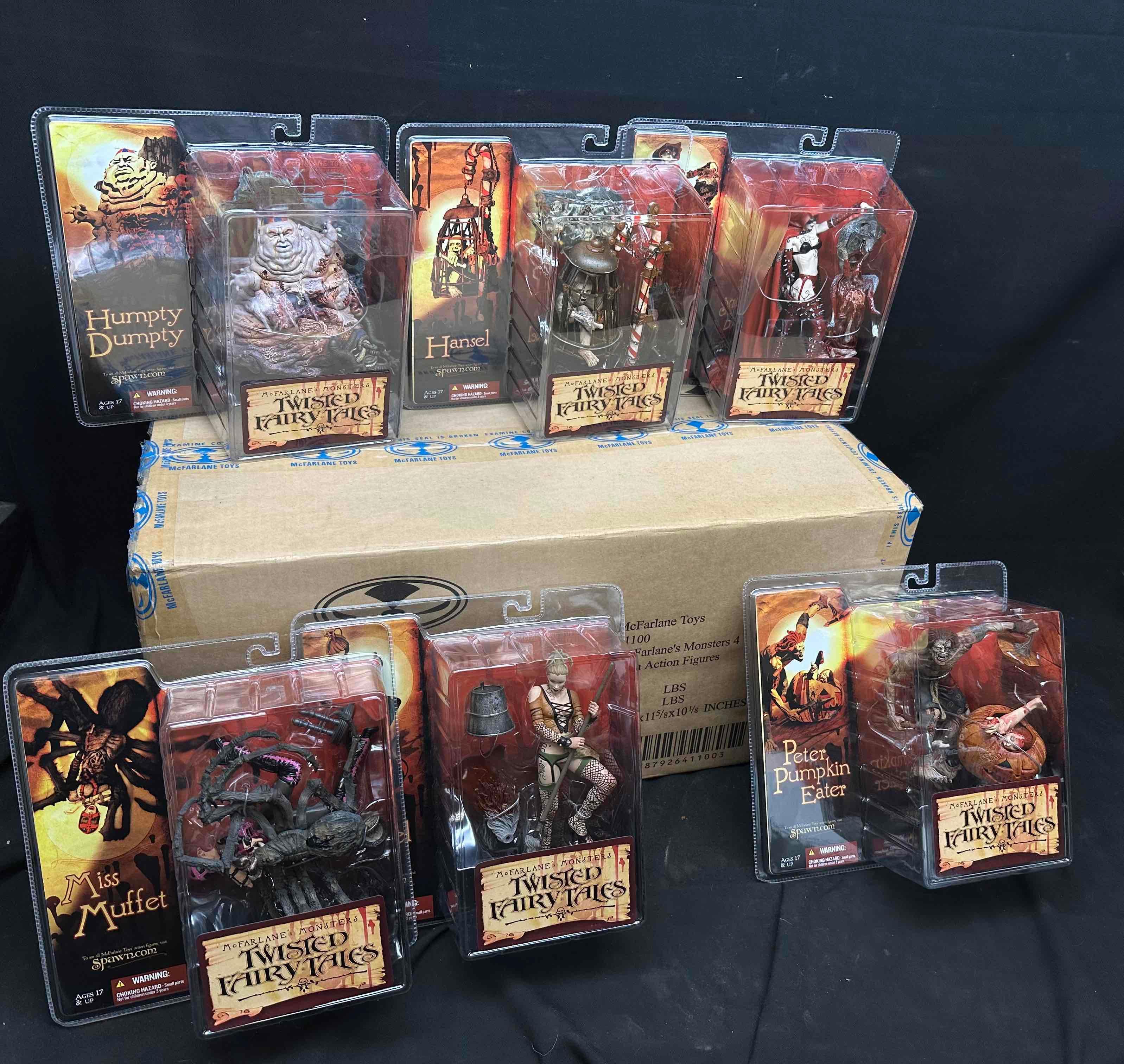 Fresh Case Mcfarlane Toys Monsters 4 Twisted | Proxibid