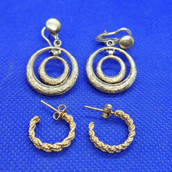 (2) Sets of 14kt gold Earrings 12.02 grams
