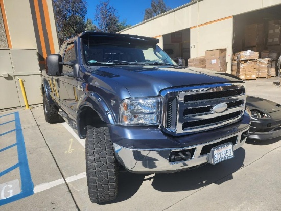2006 Ford F250 Super Duty XLT V10 runs great 156,755 miles 8ft long bed extra cab 1FTSX21Y86ED64327