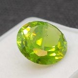 Brilliant Round cut Green Peridot gemstone 5.56ct