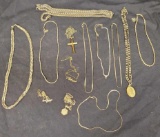 Gold tone necklace lot