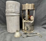 WW2 Single Burner Stove n Case complete with Funnel and Handle