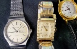 Lot Men's watches automatic manual wind and quartz eight pieces.