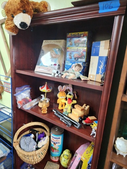Toy Shelf Contents - shelf not included