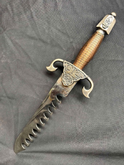 Medieval Saw Dagger Replica