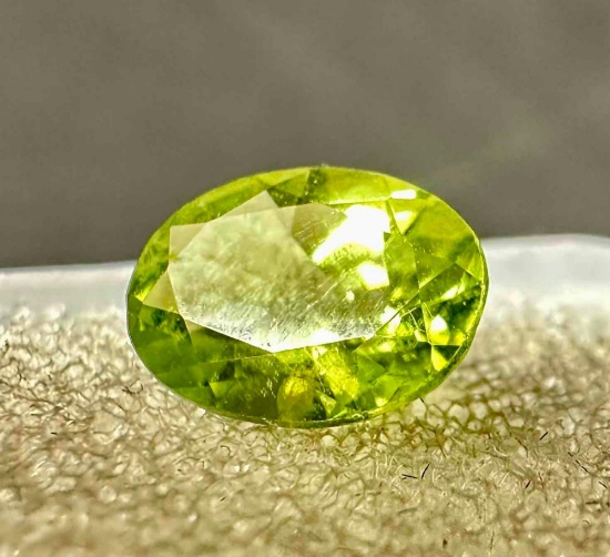 1.1ct Oval Cut Peridot Gemstone