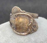 VIntage Handcrafted Silver Ring 4.70g Ring Size 4.5