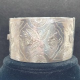 Vintage Silver Bracelet Ingraved Flowers