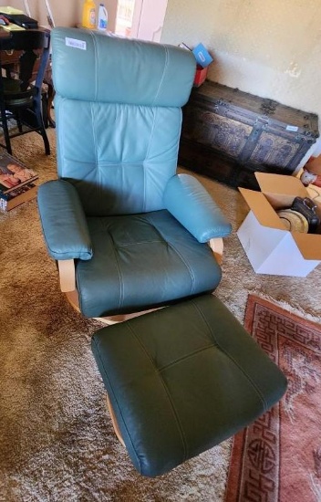 leather chair w/ Ottoman recliner