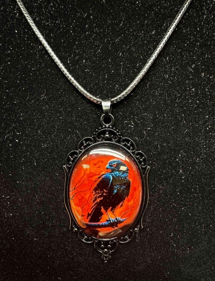 Stunning Crow Cameo Type Pendant Necklace