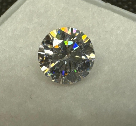 Brilliant Round Cut Sparkling Stunner Moissanite Diamond Gemstone So Refractive