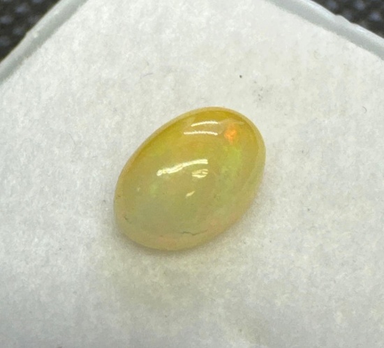 Stunning White Ethiopian Opal Gemstone 0.85ct