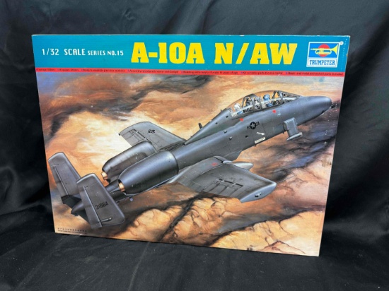 Trumpeter A-10A N/AW 1:32 Model Kit