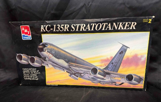 AMT ERTL KC-135R Stratotanker 1:72 Model Kit
