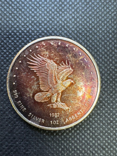 1982 American Eagle 1 Troy Oz .999 Fine Silver Bullion Coin