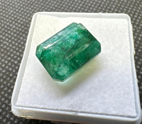 Emerald Cut Green Emerald gemstone 8.50ct