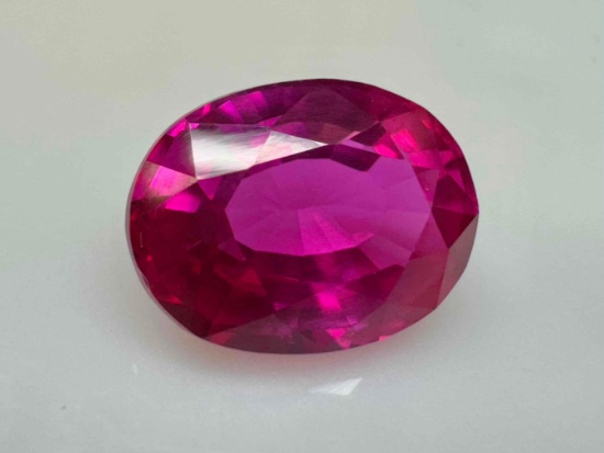 9.5ct Oval Cut Pink Sapphire Gemstone