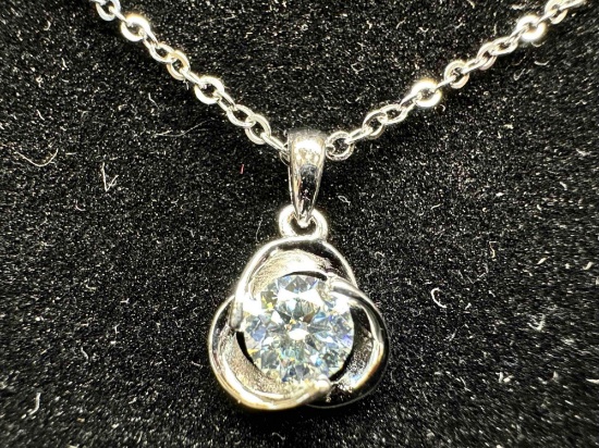 S925 Sterling Silver Moissanite Diamond Necklace 0.5ct Stone 1.92g total