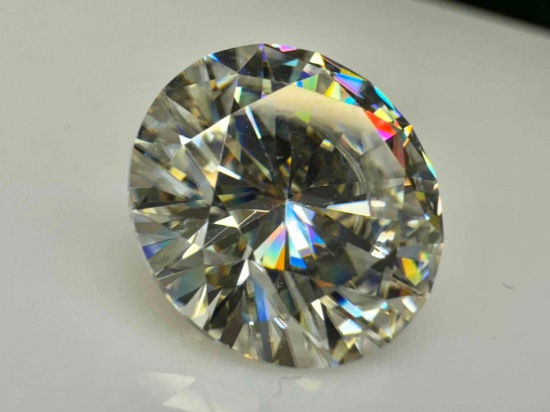 9.2ct Brilliant Cut Moissanite Diamond Gemstone with GRA Certificate