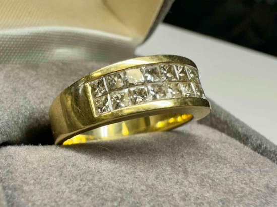 14k Gold and Diamonds Ring Size 7