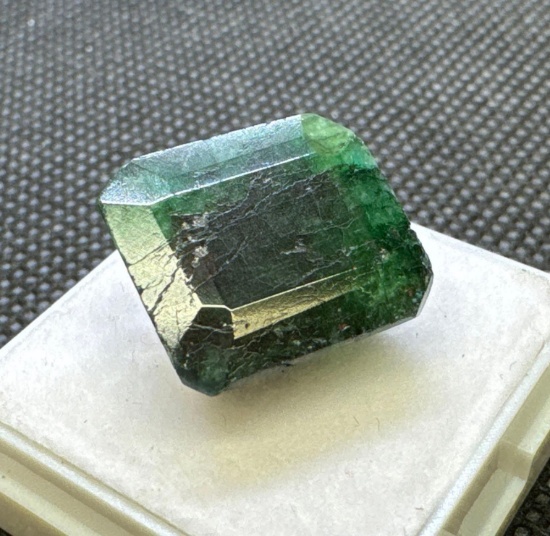 Emerald Cut Green Emerald Gemstone 15.70ct