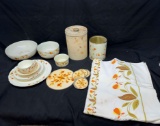 Vintage Superior Hall Kitchen Dinner Set