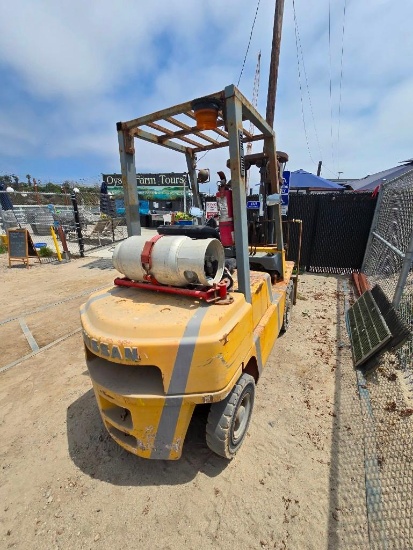 Nissan 50 Forklift runs works