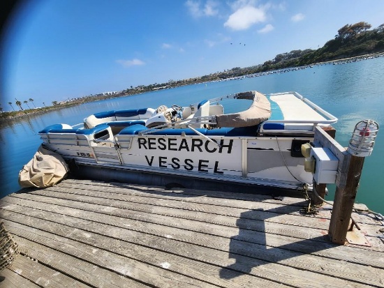 Pontoon Research Vessel Party Barge I/O 22 Inboard Motor Trailer signed Title VIN...BUJ82158F202