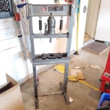 Central Machinery 12 ton H frame floor press model 60604