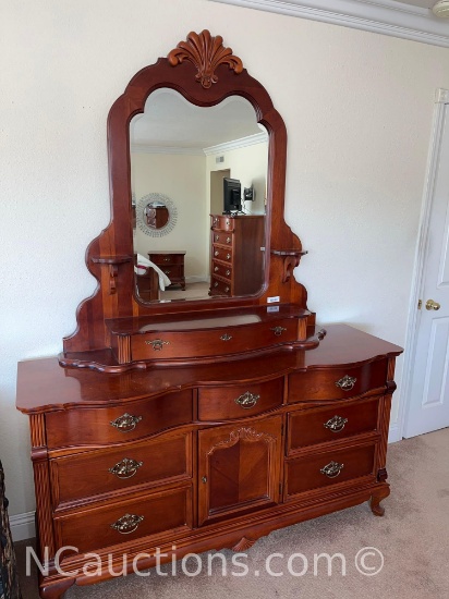 Dresser with Mirror goes with 21 31 42 49