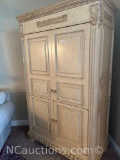 Very large Vintage Armoire (beige)