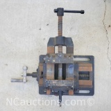 Small bench vise